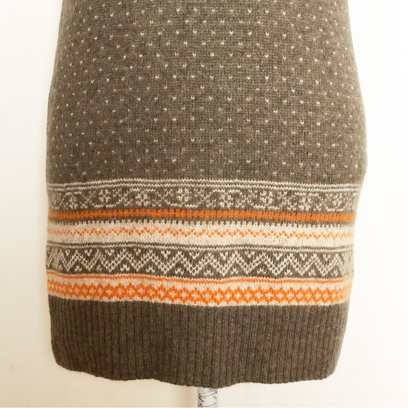 UNIQLO SWEATER COLLECTION Wool Blend Fair Isle Short Sleeve Tunic Sweater Dress - Picture 6 of 16